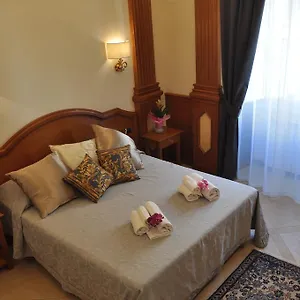 Apartamento Imperial Crown