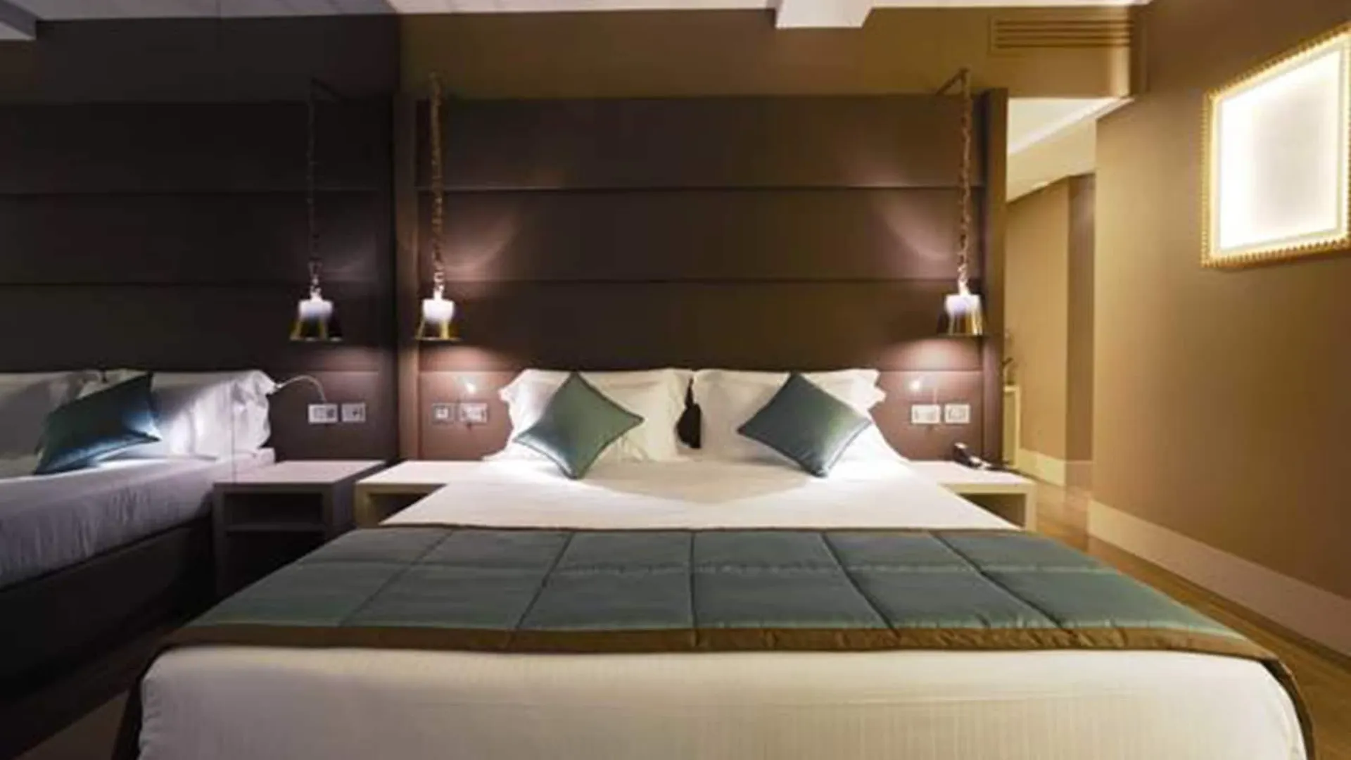 *****  Harry'S Bar Trevi Hotel & Restaurant Рим Италия