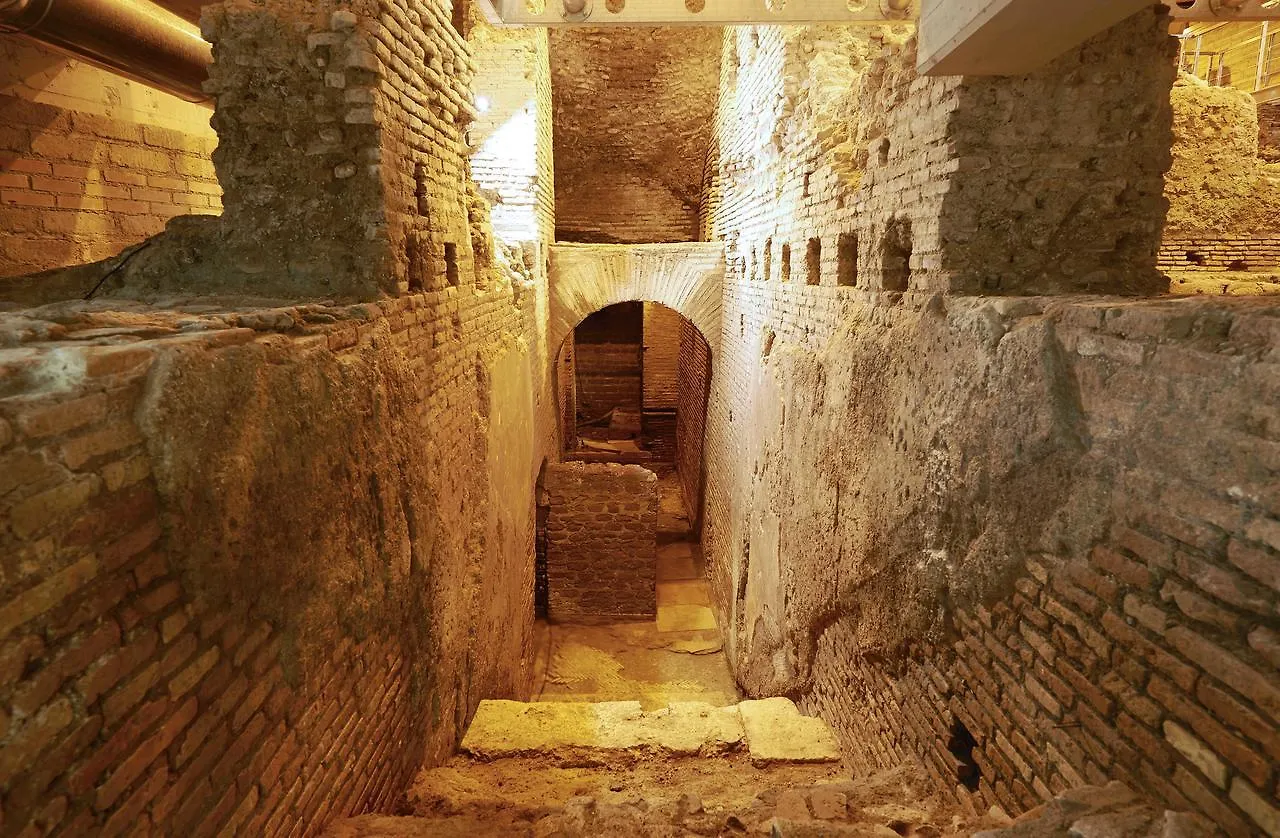 *****  Harry'S Bar Trevi Hotel & Restaurant Roma İtalya