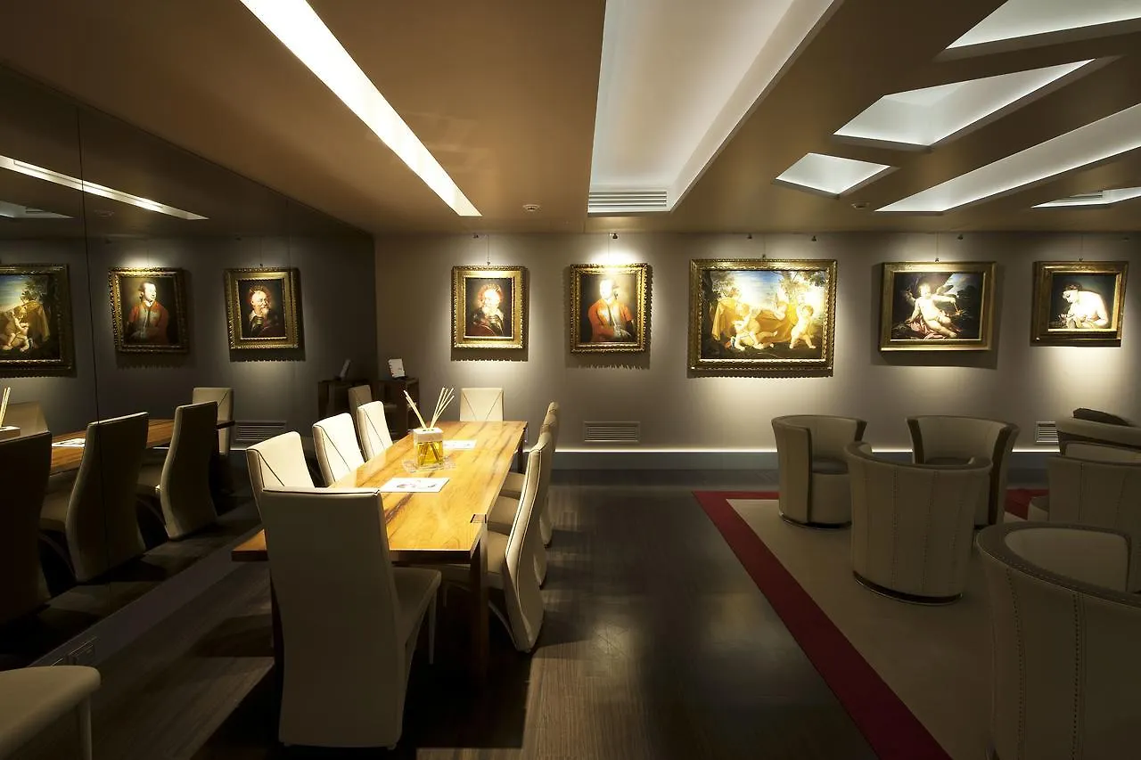 Harry'S Bar Trevi Hotel & Restaurant Roma İtalya