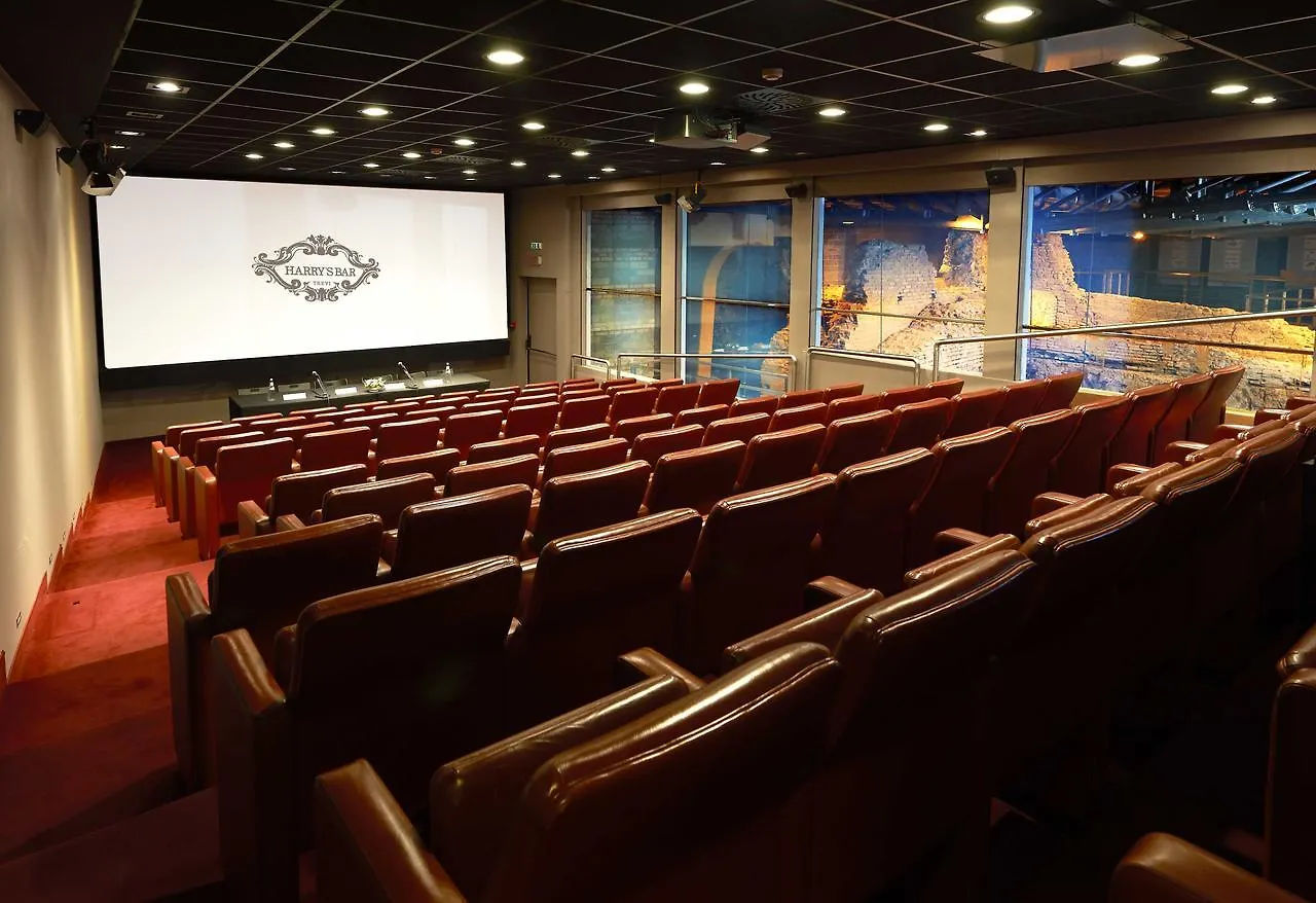 Harry'S Bar Trevi Hotel & Restaurant Рим